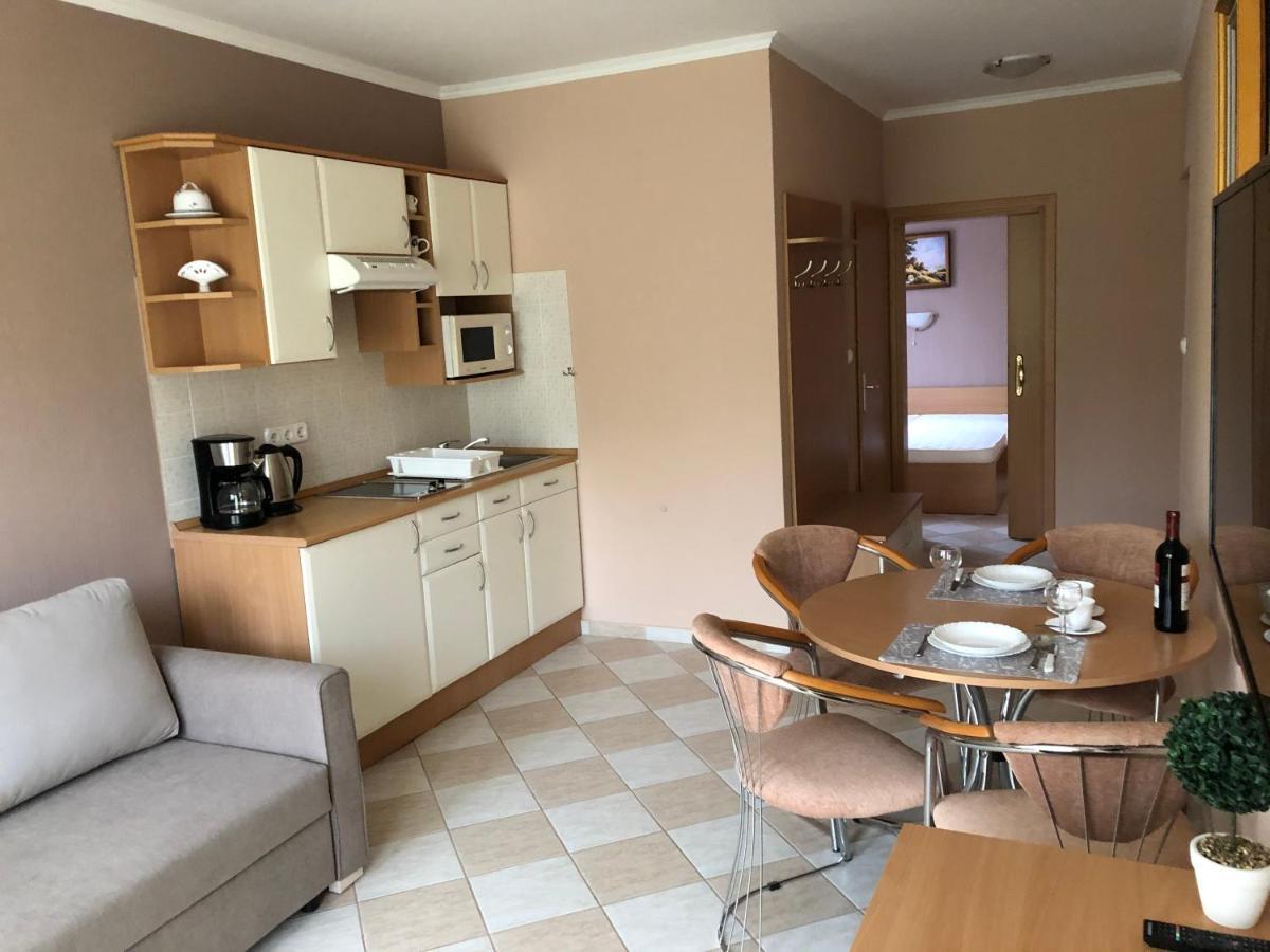 Jozsef Apartments House 佐洛卡罗斯 外观 照片