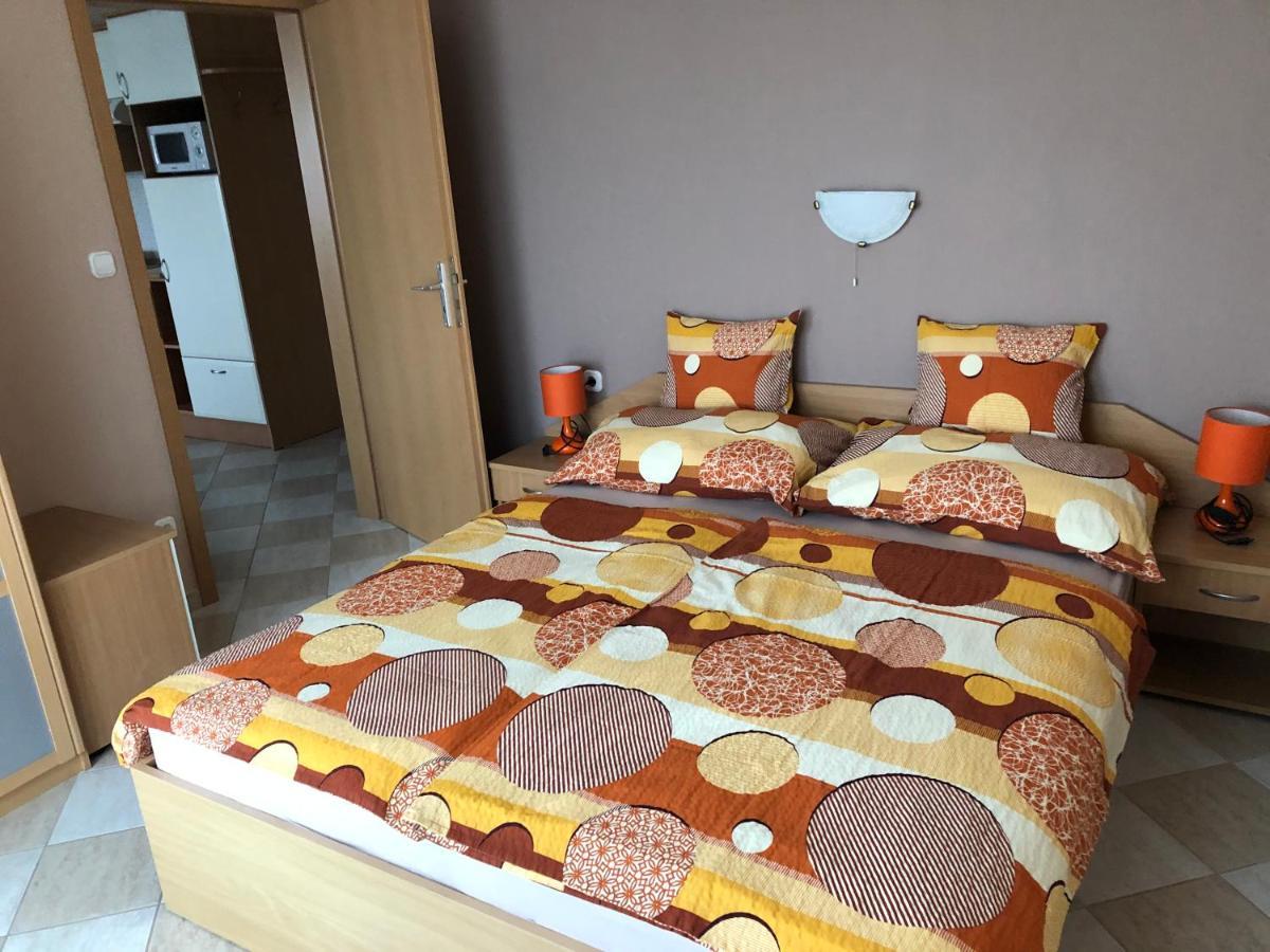 Jozsef Apartments House 佐洛卡罗斯 外观 照片