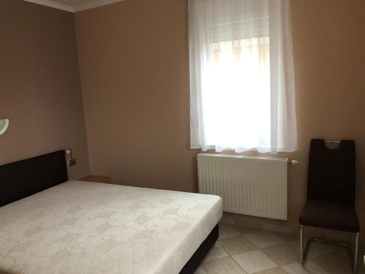 Jozsef Apartments House 佐洛卡罗斯 外观 照片