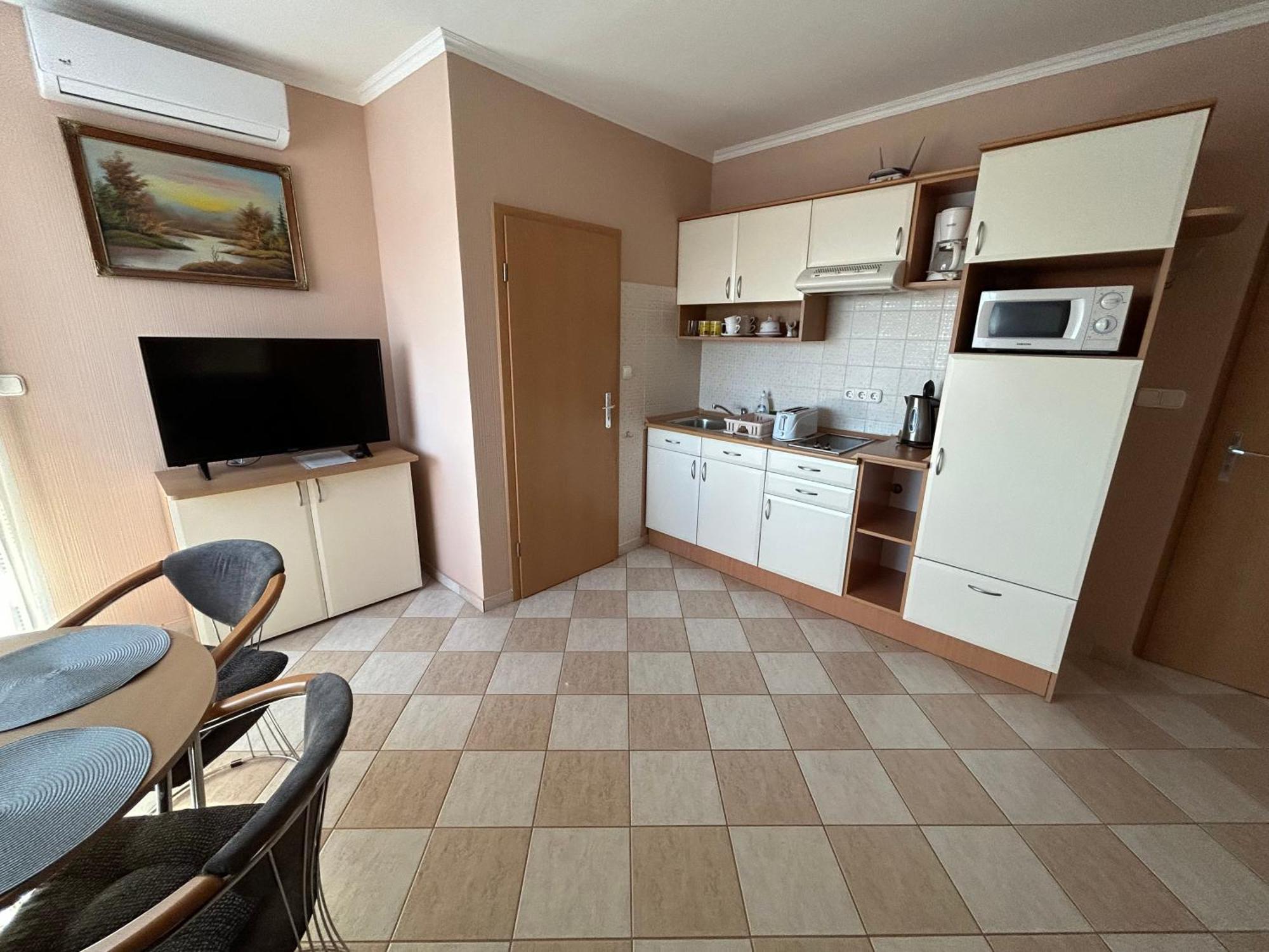 Jozsef Apartments House 佐洛卡罗斯 外观 照片