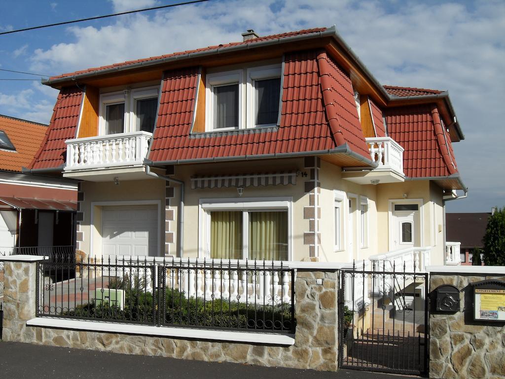 Jozsef Apartments House 佐洛卡罗斯 外观 照片