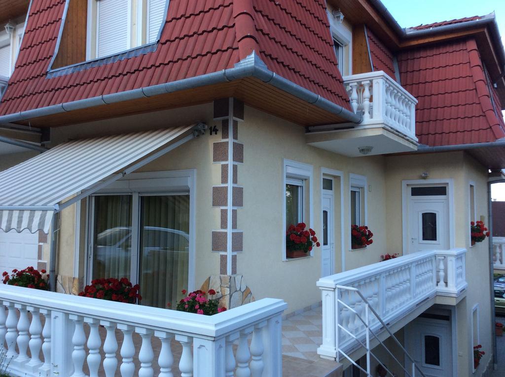 Jozsef Apartments House 佐洛卡罗斯 外观 照片